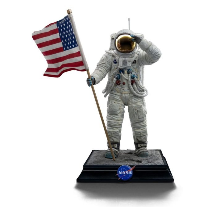 Apollo 11 Astronaut 1:10 Iron Studios