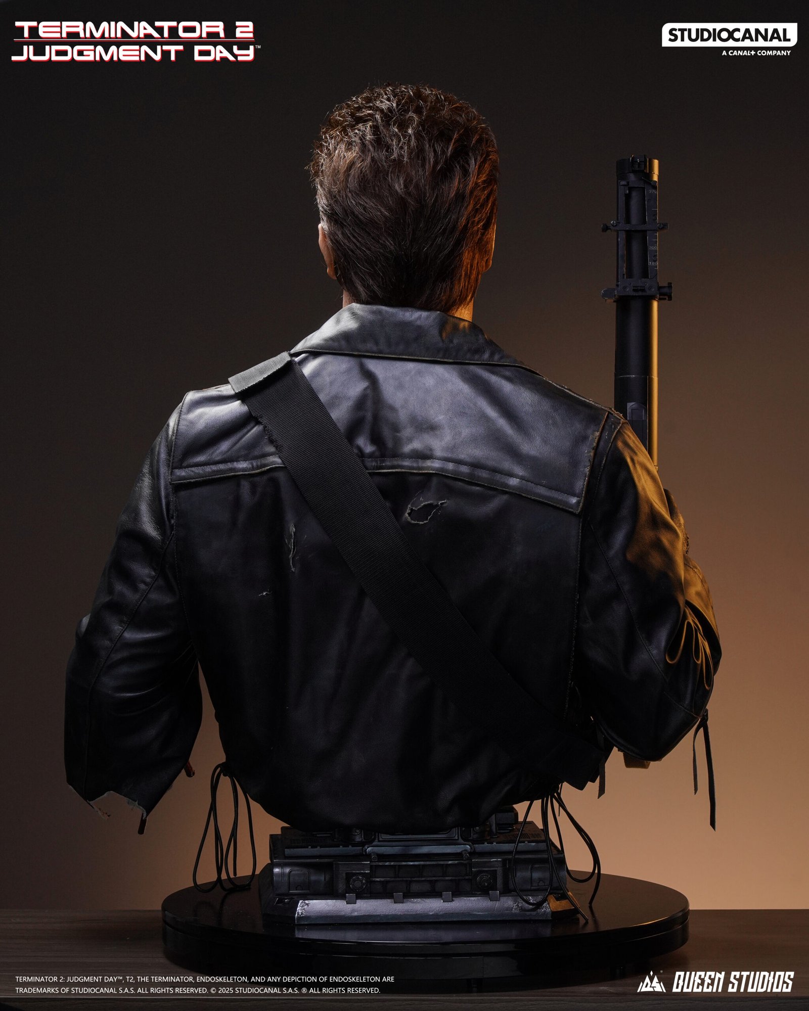 Terminator T-800 Battle Damaged Life Size Bust 1:1 Queen Studios - Imagen 8